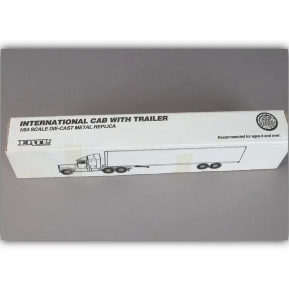 Ertl 1/64th T538 Mc Cormick Paints International cab With Trailer 1993 - Picture 1 of 2